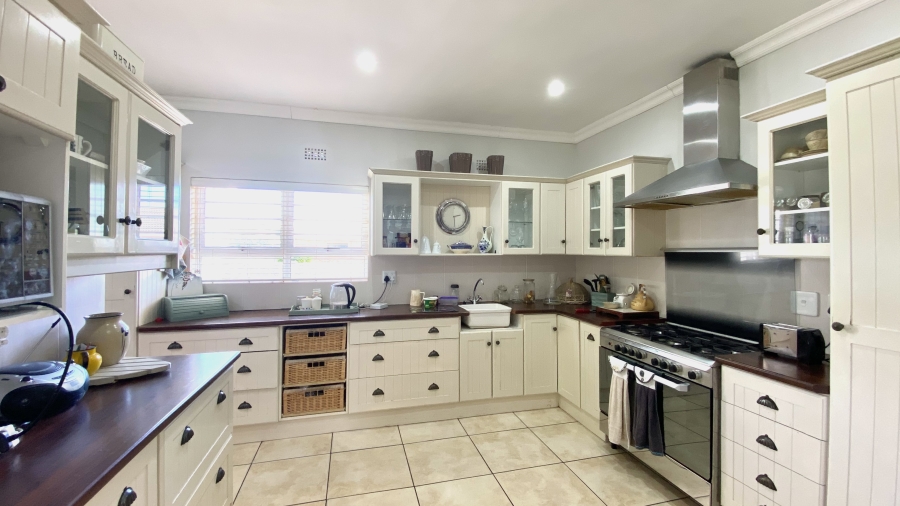 3 Bedroom Property for Sale in Dwarskersbos Western Cape